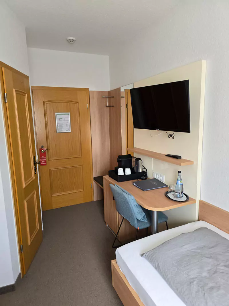 Blick in ein Hotelzimmer